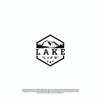 silhouette de paysage lac logo design vintage, logo de montagne vecteur