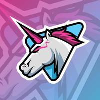 illustration graphique vectorielle d'une licorne dans le style de logo esport. parfait pour l'équipe de jeu ou le logo du produit vecteur