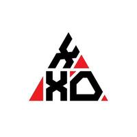 création de logo de lettre triangle xxo avec forme de triangle. monogramme de conception de logo triangle xxo. modèle de logo vectoriel triangle xxo avec couleur rouge. xxo logo triangulaire logo simple, élégant et luxueux.