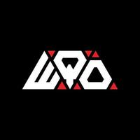 création de logo de lettre triangle wqo avec forme de triangle. monogramme de conception de logo triangle wqo. modèle de logo vectoriel triangle wqo avec couleur rouge. wqo logo triangulaire logo simple, élégant et luxueux. wqo