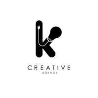 création de logo de lettre créative avec lettre k icône logo léger avec un design vectoriel élégant.