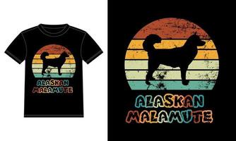 drôle malamute d'alaska vintage rétro coucher de soleil silhouette cadeaux amoureux des chiens propriétaire de chien essentiel t-shirt vecteur