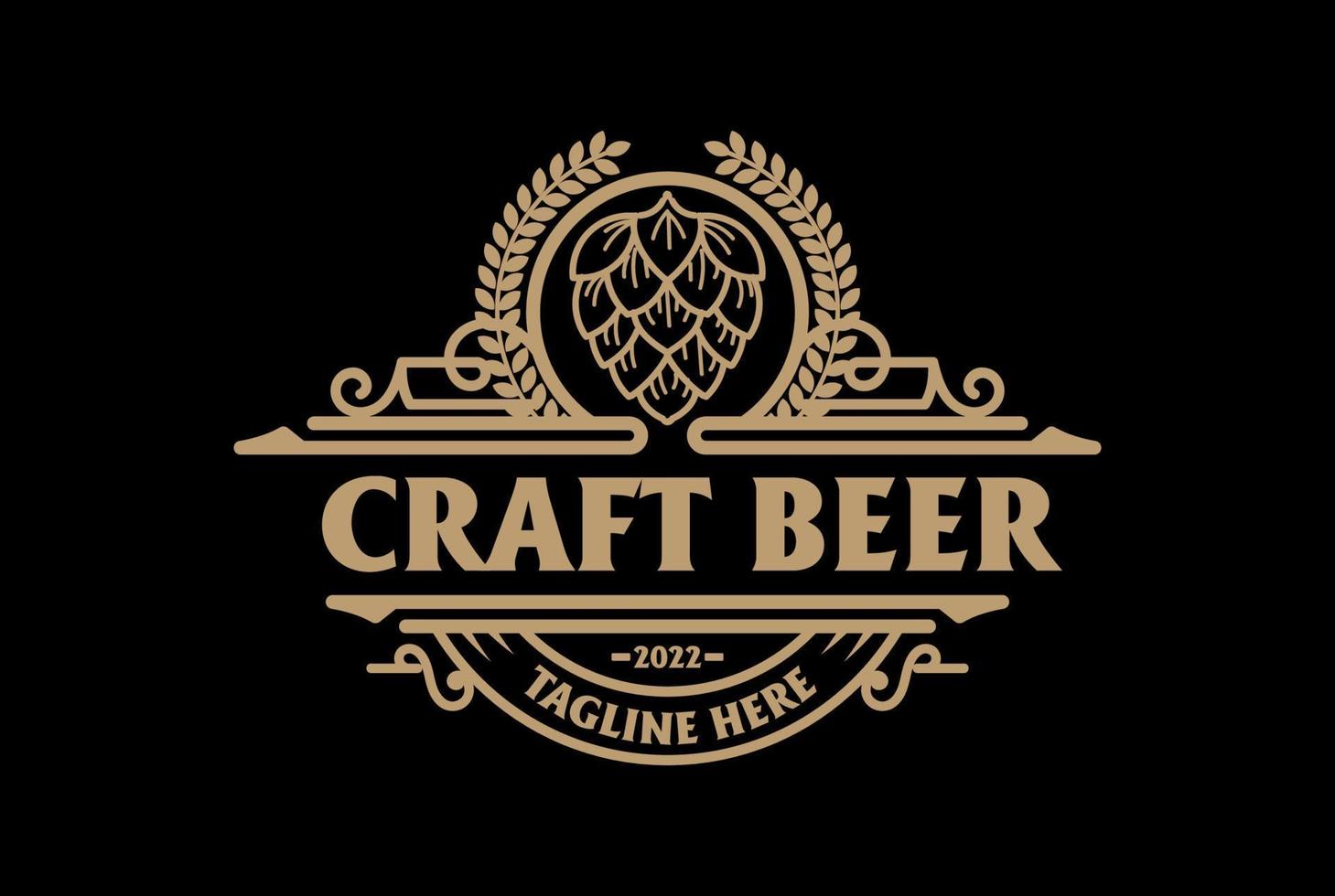 flor de lúpulo vintage com rótulo de emblema de folha de louro de trigo para design de logotipo de cervejaria de cerveja artesanal vetor