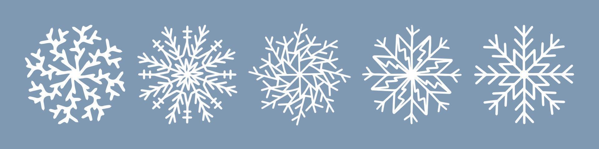 coleção de ícone de vetor de floco de neve desenhado à mão, símbolo de neve de inverno isolado no fundo branco. feliz natal e feliz ano novo elementos de tipografia. doodle ilustração vintage, cartão de felicitações.