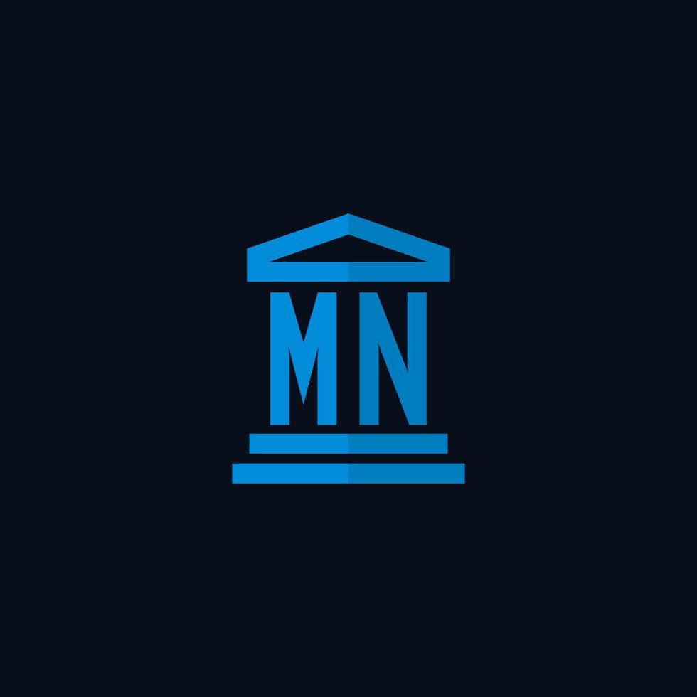 mn monograma de logotipo inicial com vetor de design de ícone de construção de tribunal simples