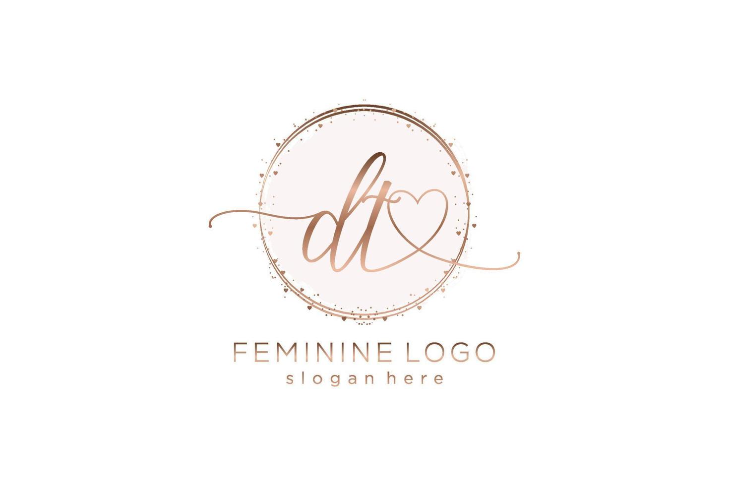 logotipo de caligrafia inicial dt com logotipo de vetor de modelo de círculo de casamento inicial, moda, floral e botânico com modelo criativo.