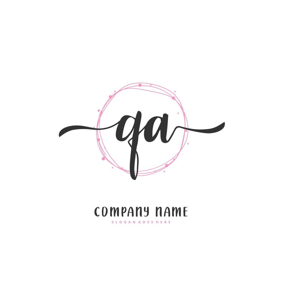 qa caligrafia inicial e design de logotipo de assinatura com círculo. logotipo manuscrito de design bonito para moda, equipe, casamento, logotipo de luxo. vetor