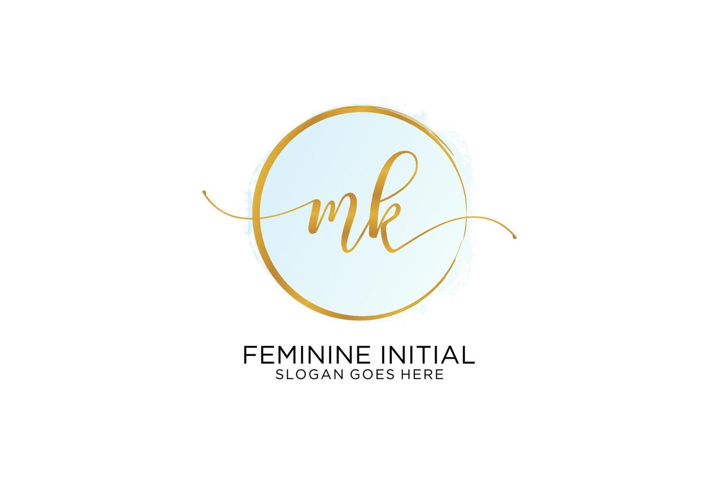 logotipo de caligrafia inicial mk com assinatura vetorial de modelo de círculo, casamento, moda, floral e botânico com modelo criativo. vetor