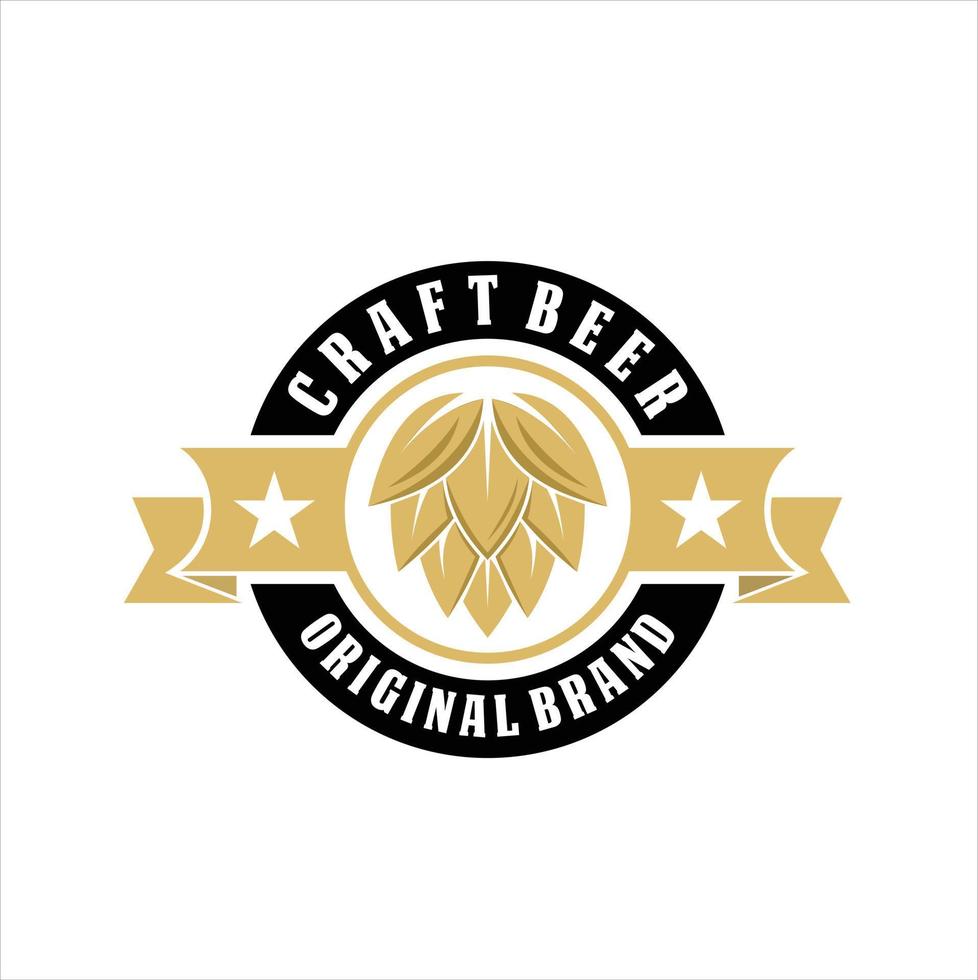 logotipo da caneca de cerveja no selo - ilustração vetorial, design do emblema da cervejaria vetor