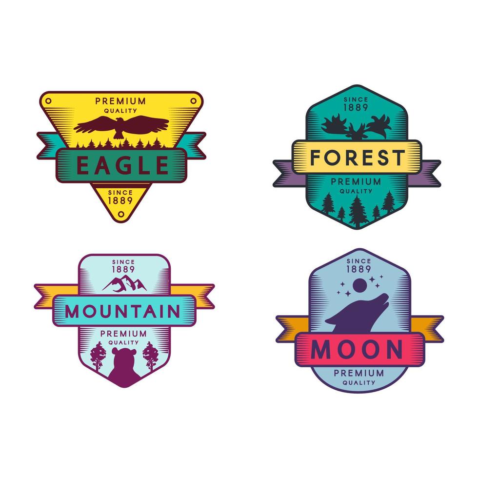 conjunto de emblemas de águia e floresta, lua e montanha vetor