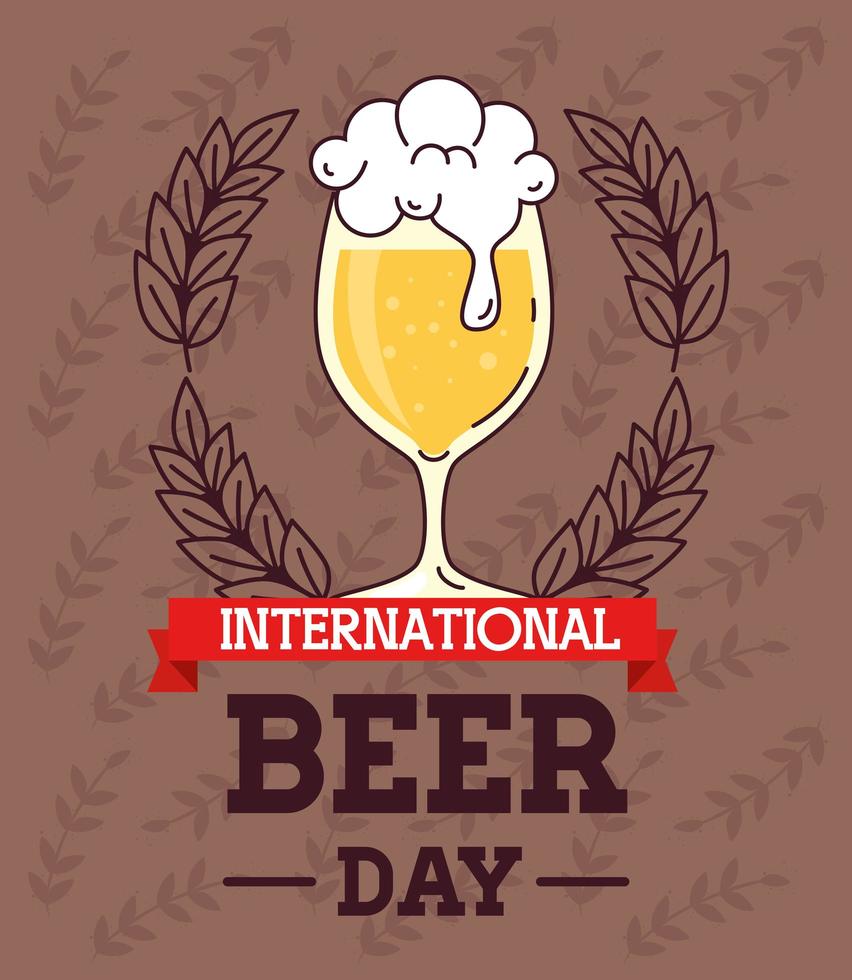 celebração do dia internacional da cerveja com copo de cerveja vetor