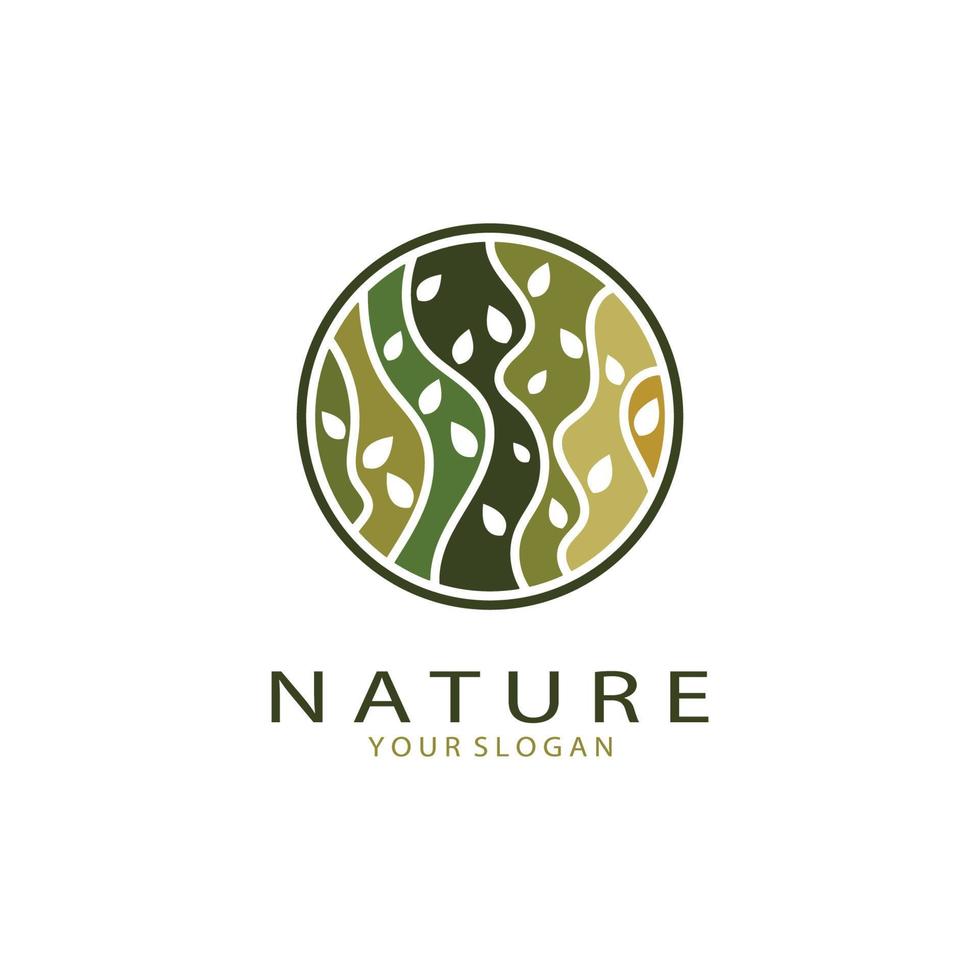 natureza vetor logotipo. com árvores, rios, mares, montanhas, o negócio emblemas, viagem Distintivos, ,ecológico saúde,