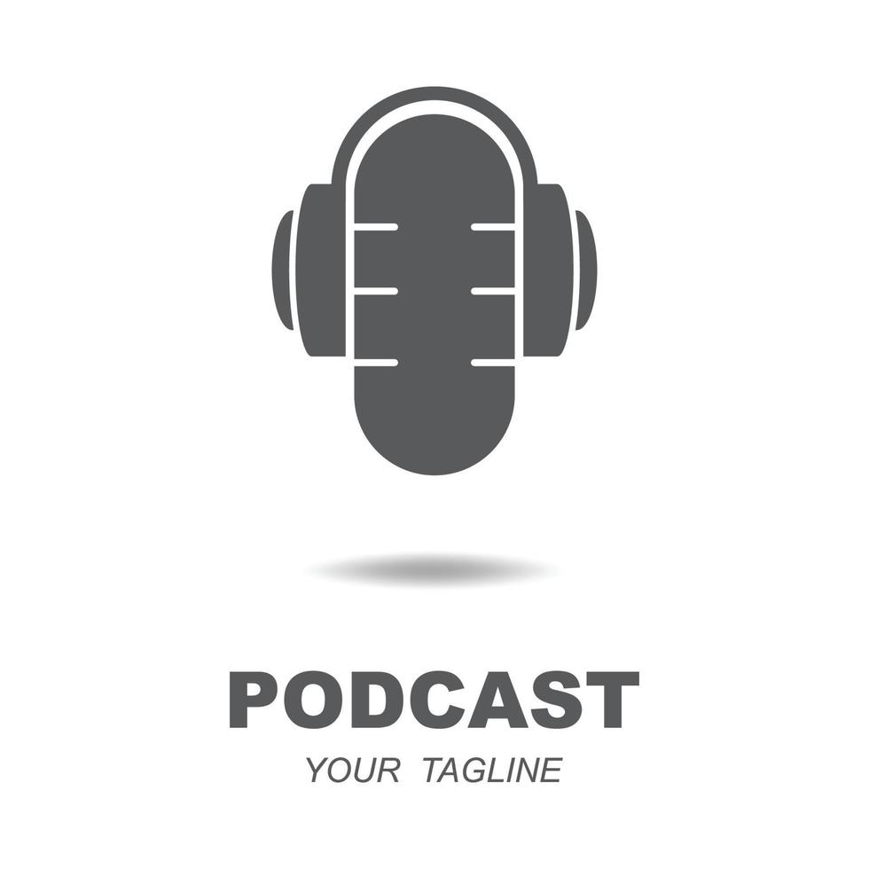 podcast ou rádio logotipo Projeto usando microfone e fone de ouvido ícone com slogan modelo vetor
