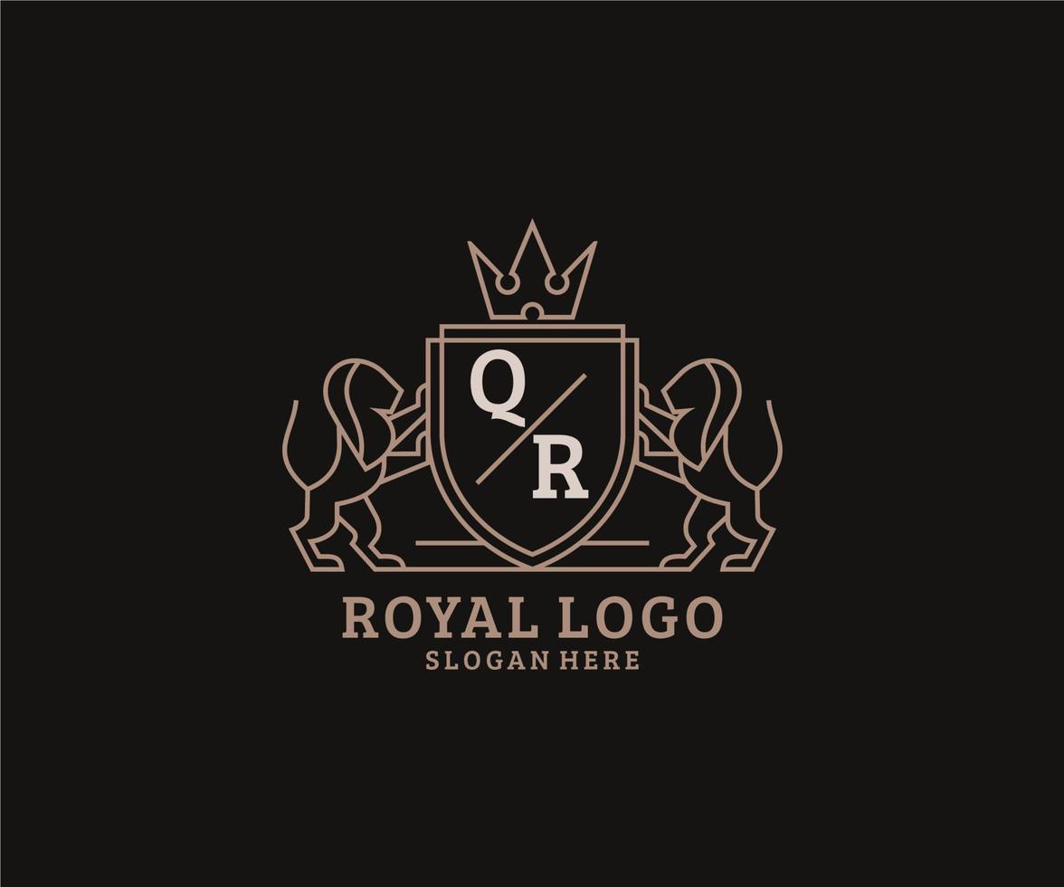 modelo de logotipo de luxo real de leão de letra qr inicial em arte vetorial para restaurante, realeza, boutique, café, hotel, heráldica, joias, moda e outras ilustrações vetoriais. vetor