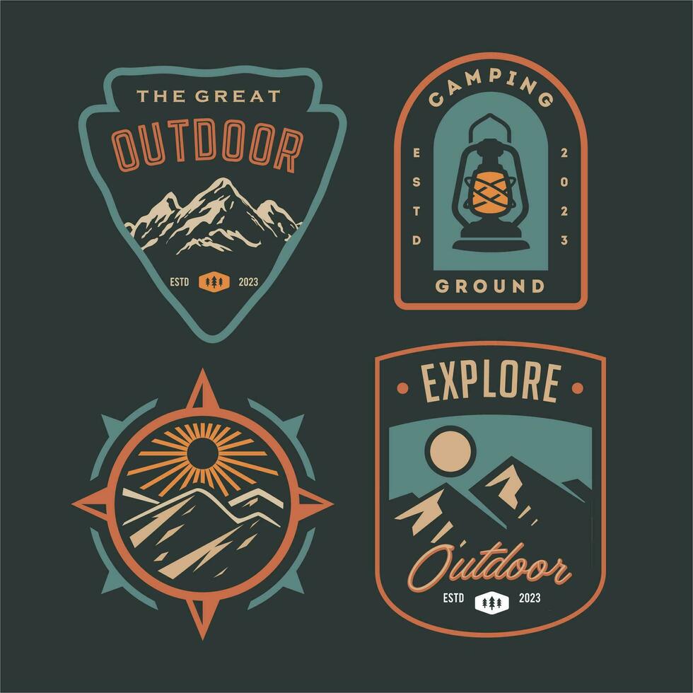 conjunto coleção do vintage aventura distintivo. acampamento emblema logotipo com montanha ilustração dentro retro hipster estilo. vetor