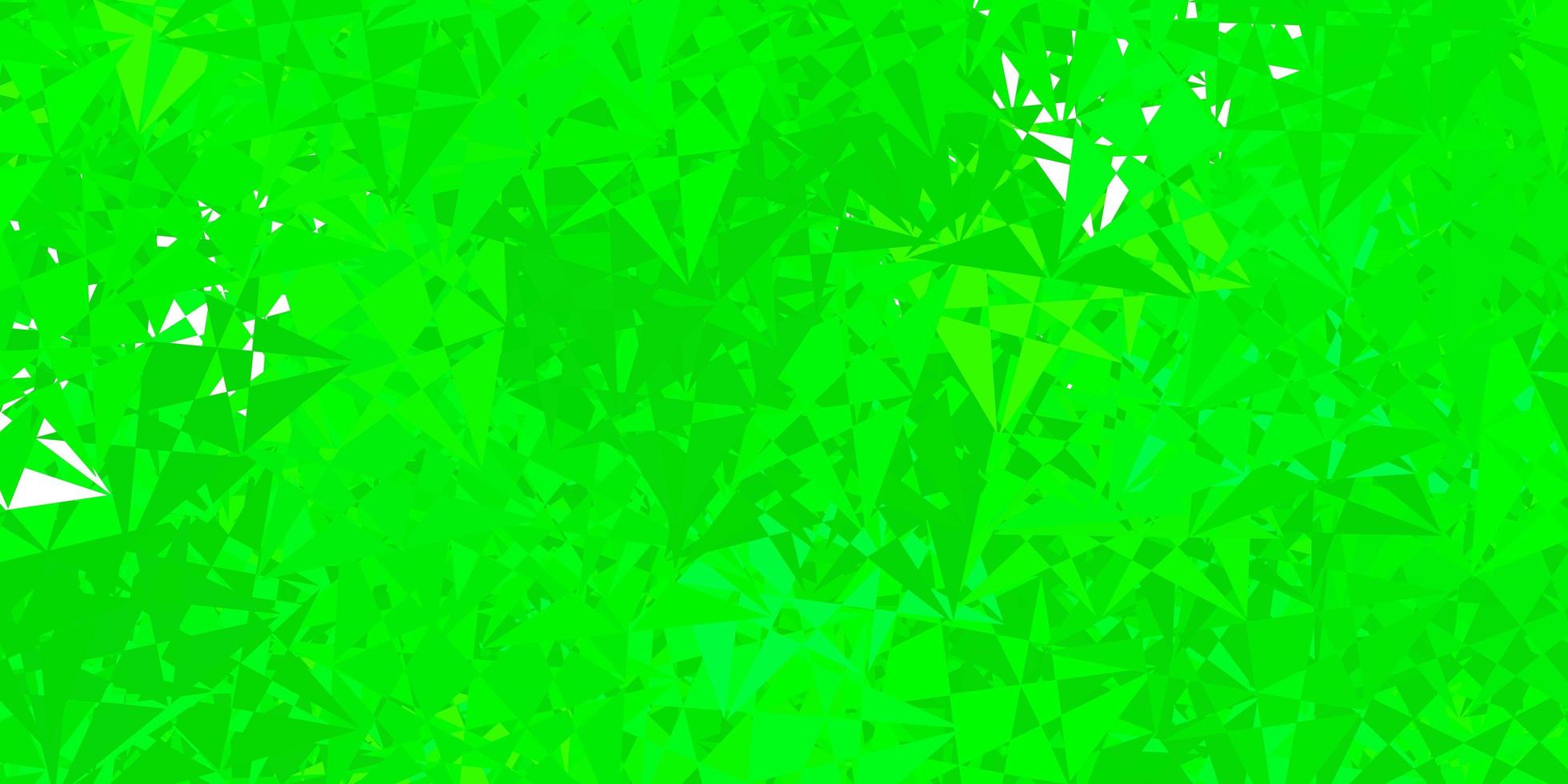 pano de fundo vector verde escuro com triângulos, linhas.