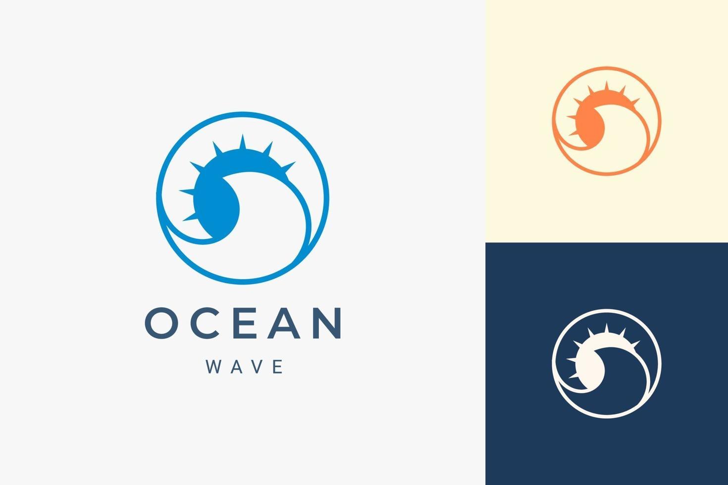logotipo do oceano ou da praia com formato simples de sol e oceano vetor