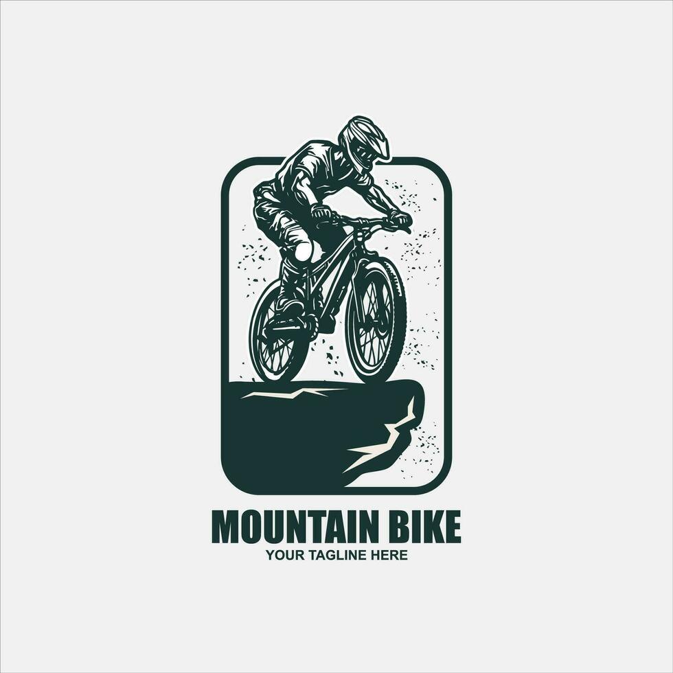 descida montanha bicicleta Preto silhuetas logotipo vetor