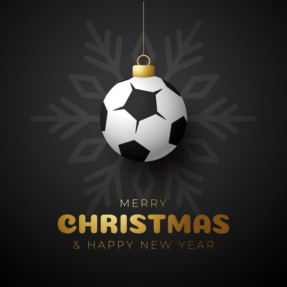 futebol feliz Natal e feliz ano novo cartão de felicitações de esportes de luxo. bola de futebol como uma bola de Natal no fundo. ilustração vetorial. vetor