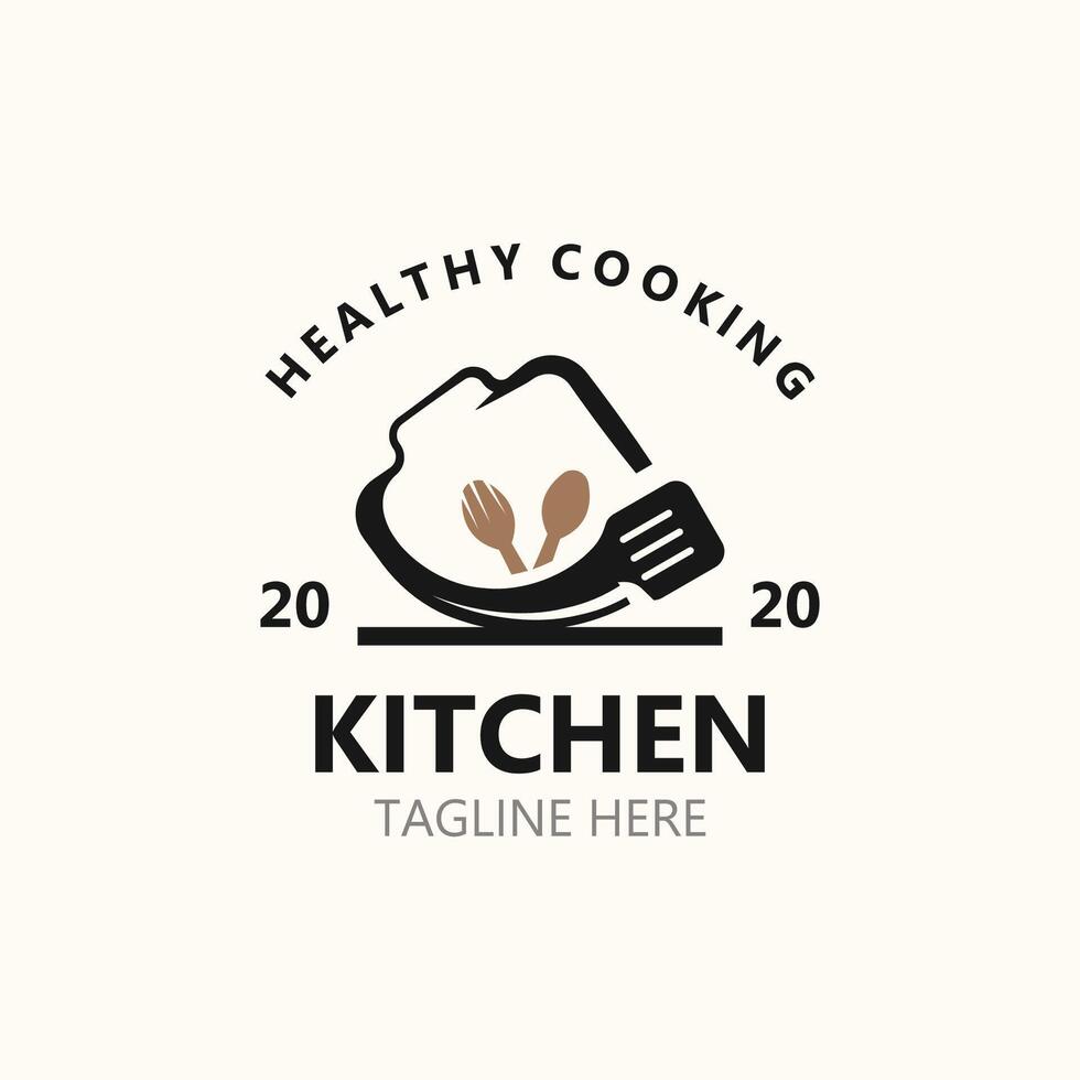 cozinha logotipo vintage com placa, faca, colher e garfo para Comida restaurante vetor