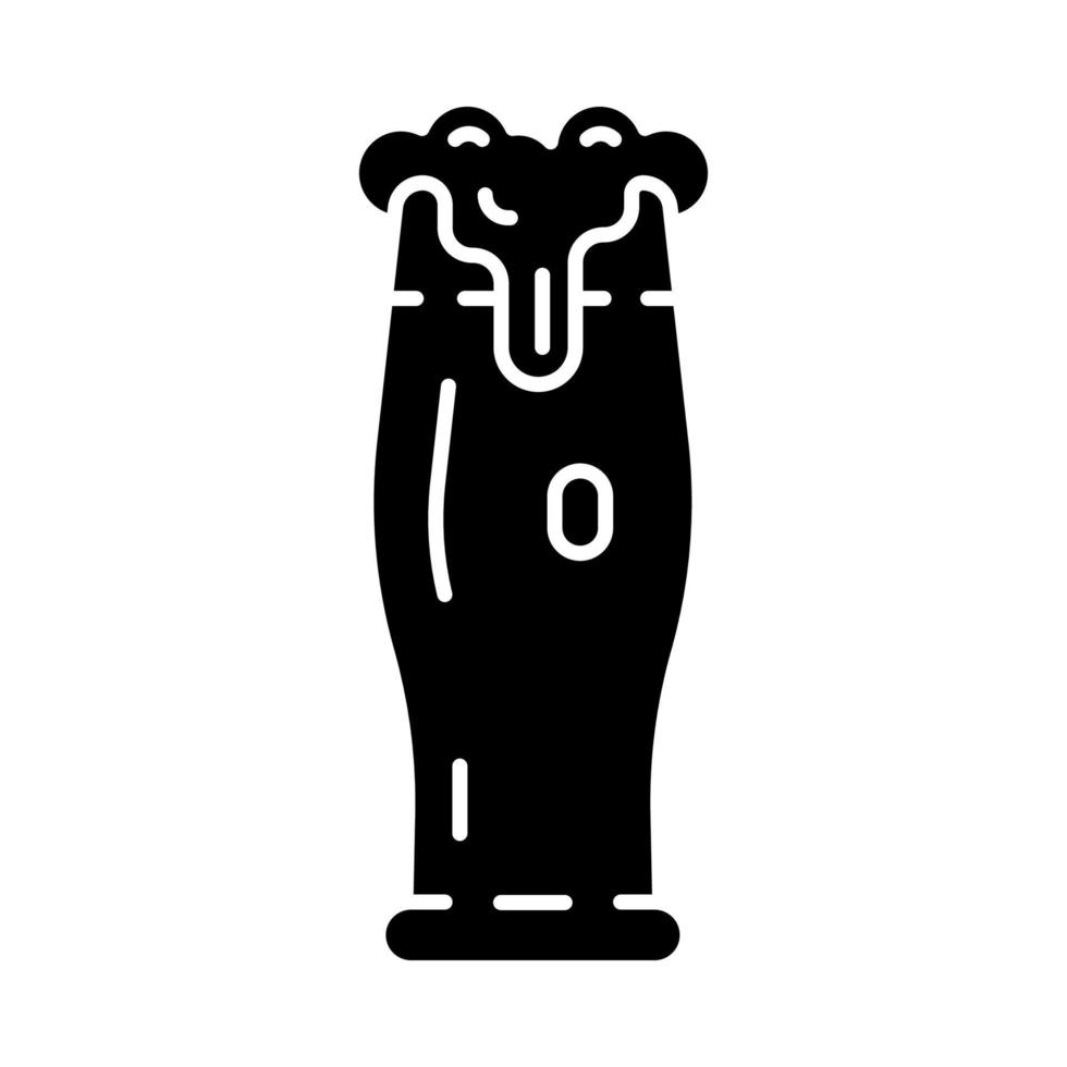 copo de ícone de glifo de cerveja. cerveja. bar, símbolo de silhueta de pub. espaço negativo. ilustração isolada do vetor