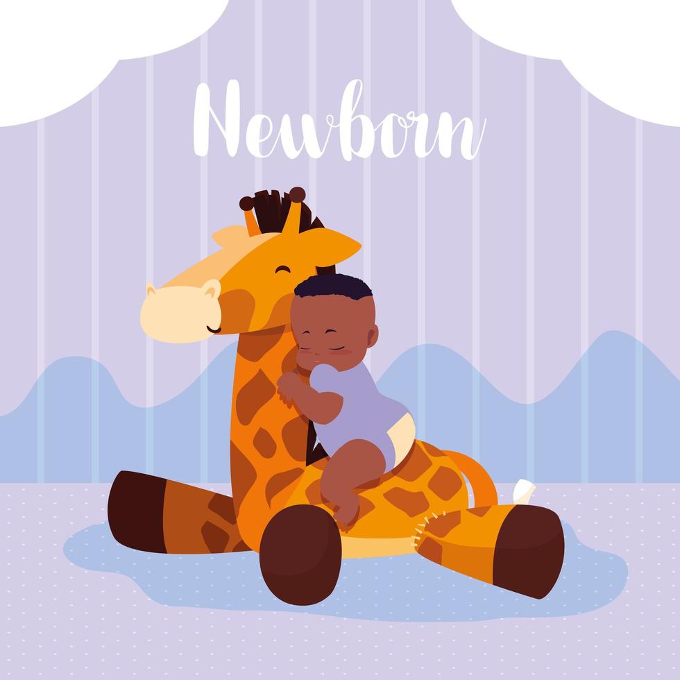 cartão de recém-nascido com bebê menino afro e girafa bicho de pelúcia vetor