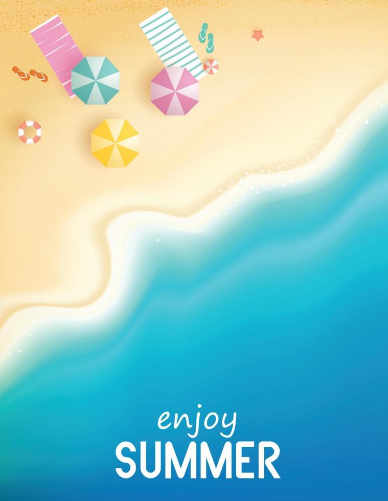 vista superior do verão com equipamento de jogo aquático colocado na praia. fundo de praia com anel de natação, sandálias, guarda-chuvas, bolas, estrela do mar e mar. ilustração vetorial. vetor