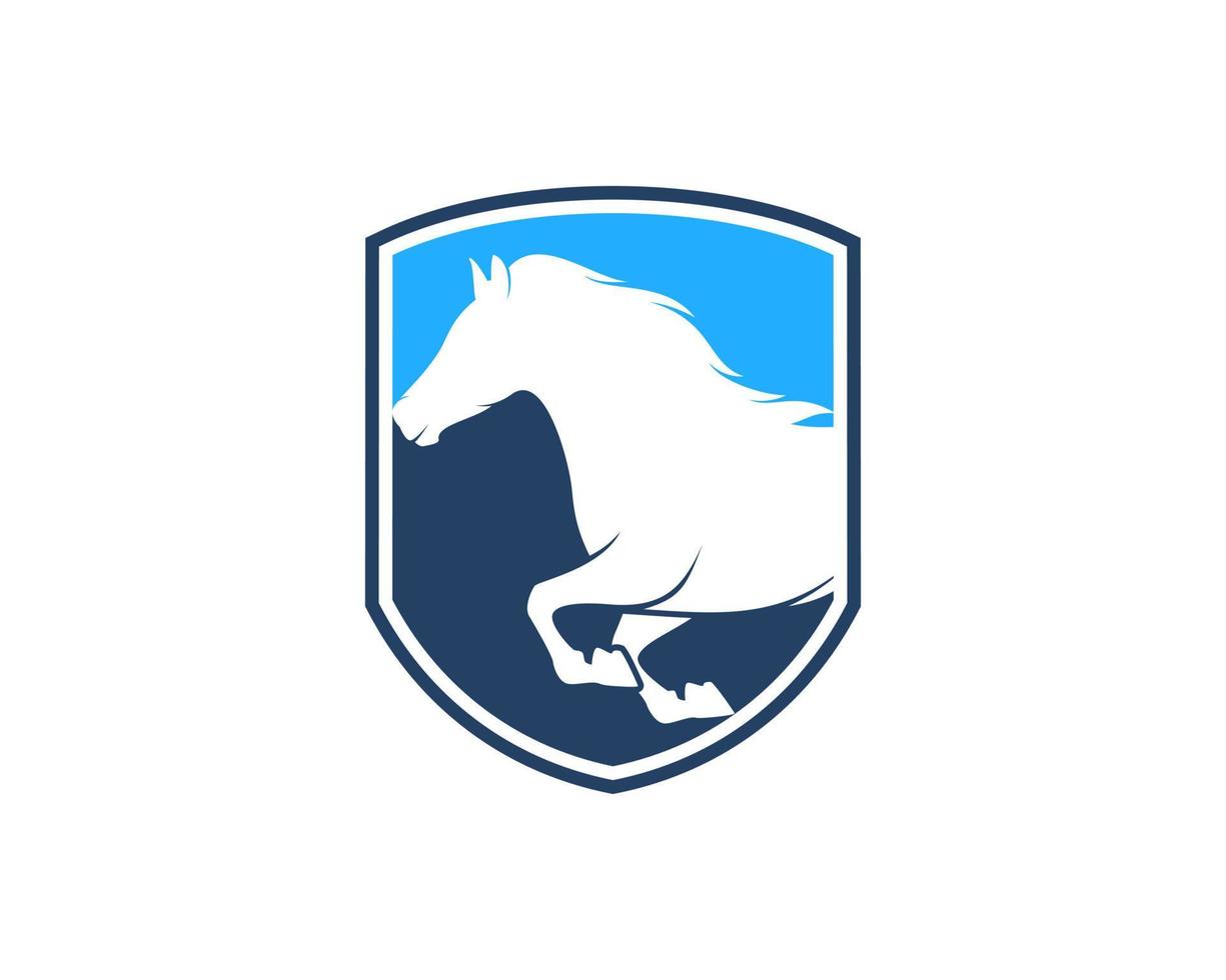 escudo de proteção com cavalo dentro vetor