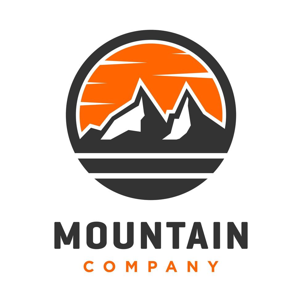 design de logotipo de paisagem de montanha circular vetor