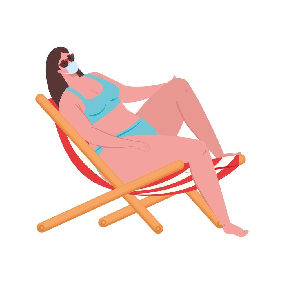 linda mulher gorda sentada na cadeira de praia com maiô cor azul, usando máscara médica, férias de verão covid 19 vetor