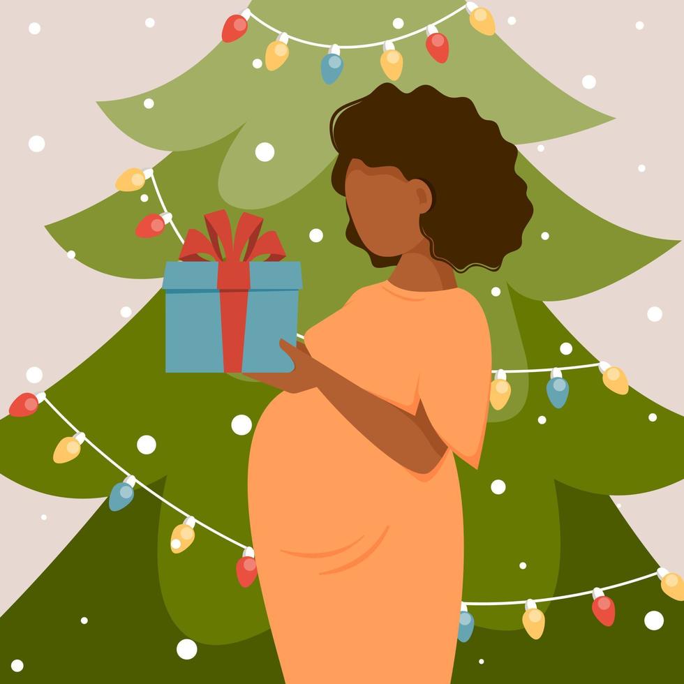 linda mulher grávida de pele escura está segurando o presente de natal nas mãos perto da árvore. ilustração em vetor de personagem fictício em estilo simples.