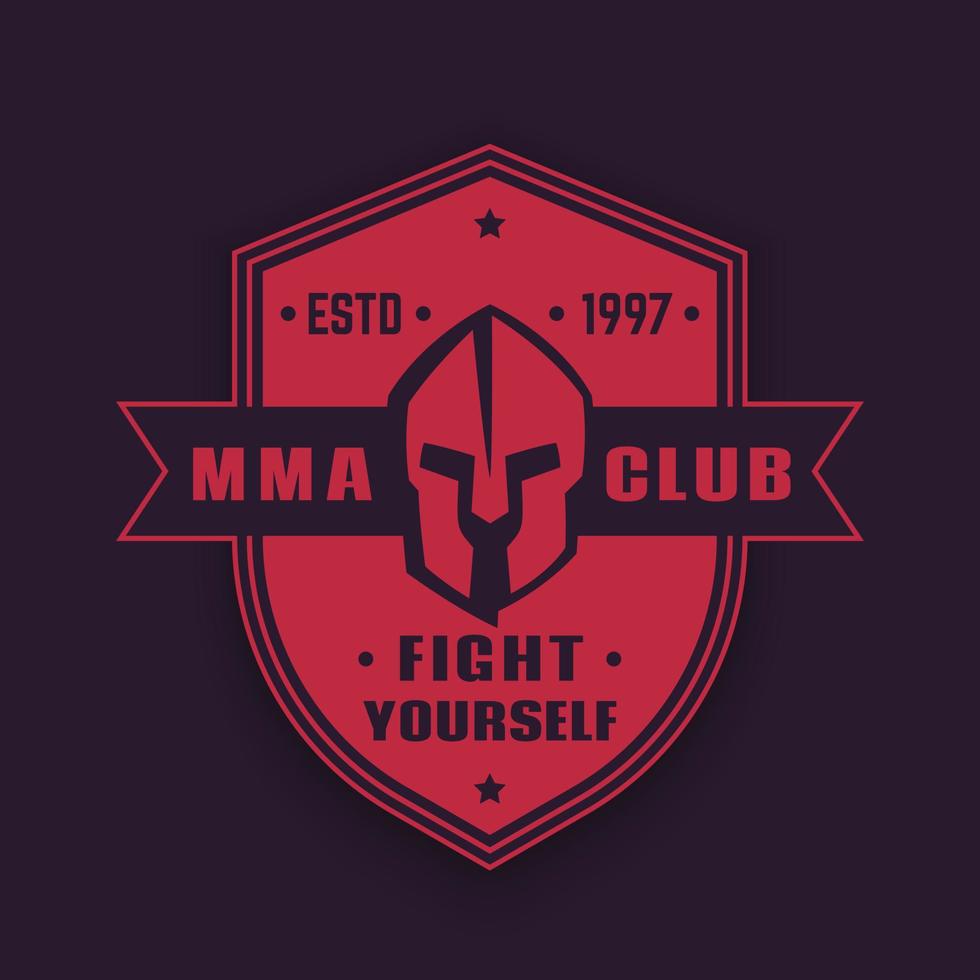 emblema vintage do clube mma, distintivo, logotipo com capacete espartano no escudo, ilustração vetorial vetor