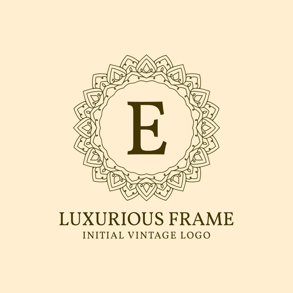 letra e elemento de design de logotipo de vetor vintage inicial de moldura luxuosa