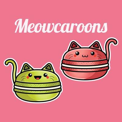 Conjunto de três gatos macarões coloridos com diferentes rostos