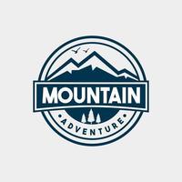 design de vetor de ilustração de logotipo de aventura de montanha
