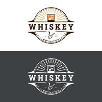 design de logotipo de uísque. modelo de design de bebidas para restaurantes, bares, pubs e empresas. vetor