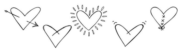 conjunto de ilustração de coração simples mão desenhada. doodle de coração de dia dos namorados fofo. vetor
