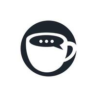 design de logotipo de vetor de conversa de café. xícara de café com design de vetor de ícone de bate-papo de bolha.