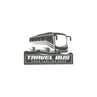 logotipo de ônibus criativo - ilustração vetorial, design de emblema de ônibus em um fundo branco. adequado para sua necessidade de design, logotipo, ilustração, animação, etc. vetor