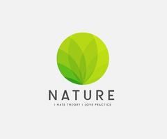 lótus verde. ilustração em vetor de design de logotipo verde natureza