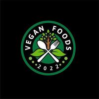 rótulo de logotipo para produtos alimentares vegetarianos ou design vetorial de pessoas veganas com ícone de planta e talheres vetor