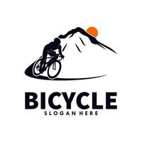 bicicleta vintage com modelo de design de logotipo de montanha vetor