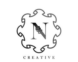 design de modelo de logotipo de luxo com uma combinação de quadrados no alfabeto n vetor