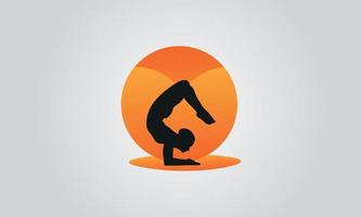 modelo de vetor livre de design de logotipo de estilo de ioga.