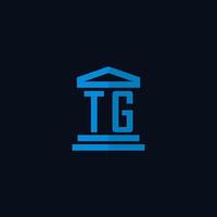 monograma de logotipo inicial tg com vetor de design de ícone de construção de tribunal simples