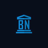 bn monograma de logotipo inicial com vetor de design de ícone de construção de tribunal simples