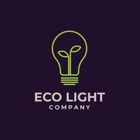 design de vetor de logotipo de luz eco com folhas como conceito de energia verde