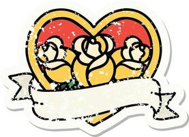 tatuagem de adesivo angustiado em estilo tradicional de um coração e banner com flores vetor