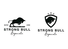 touro bravo ou mascote do logotipo do touro. ilustração vetorial vetor