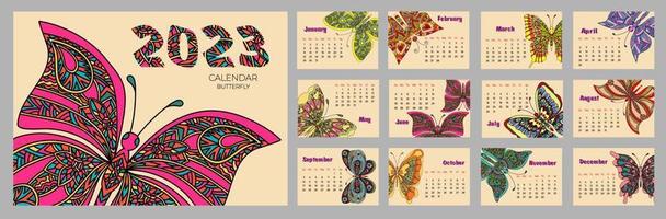 calendário 2023 com borboleta em estilo zentangle. semana começa no domingo. vetor